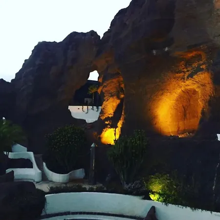 Ancla Ii Old Town&playa Chica