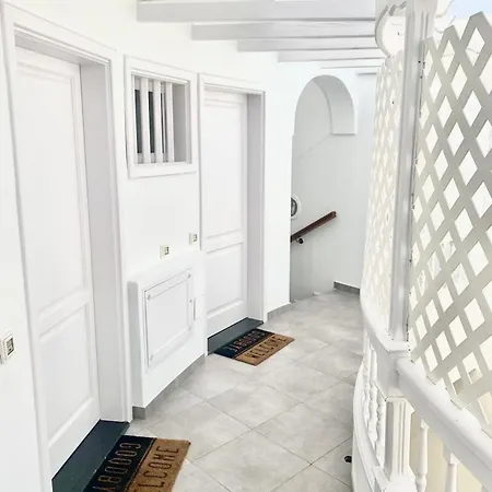 Ancla Ii Old Town & Playa Chica Apartman *